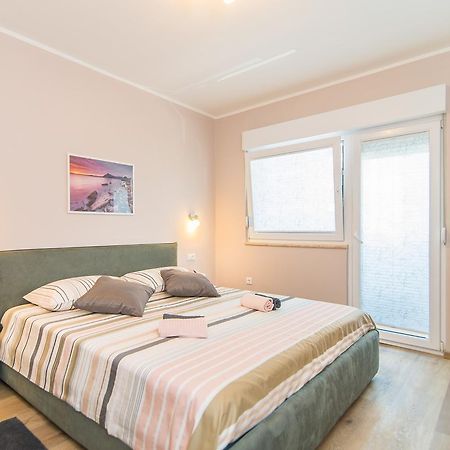 Apartment Lili Poreč Buitenkant foto