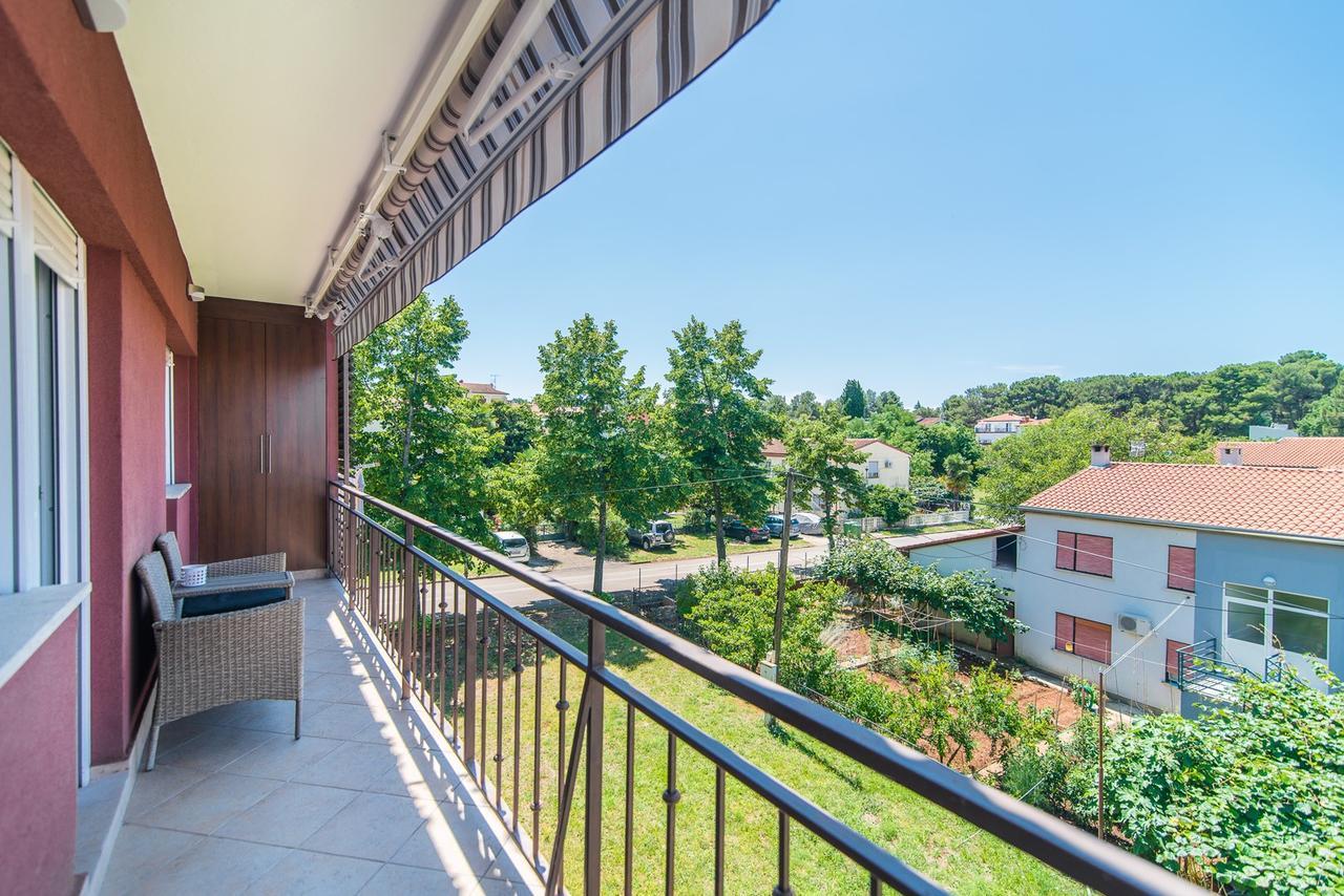 Apartment Lili Poreč Buitenkant foto