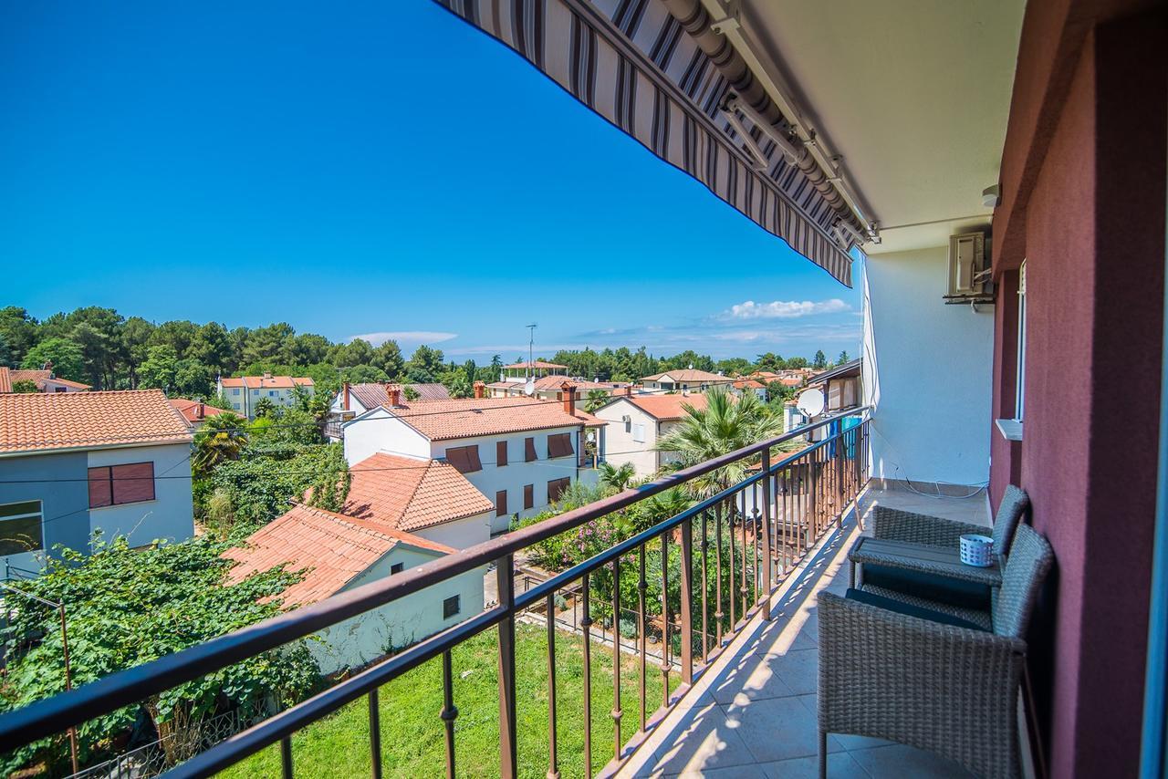 Apartment Lili Poreč Buitenkant foto